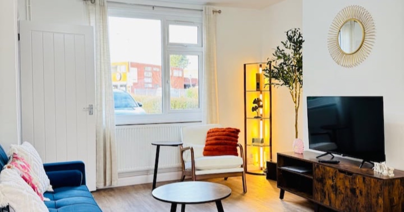 Charming New 2BR House property exterior