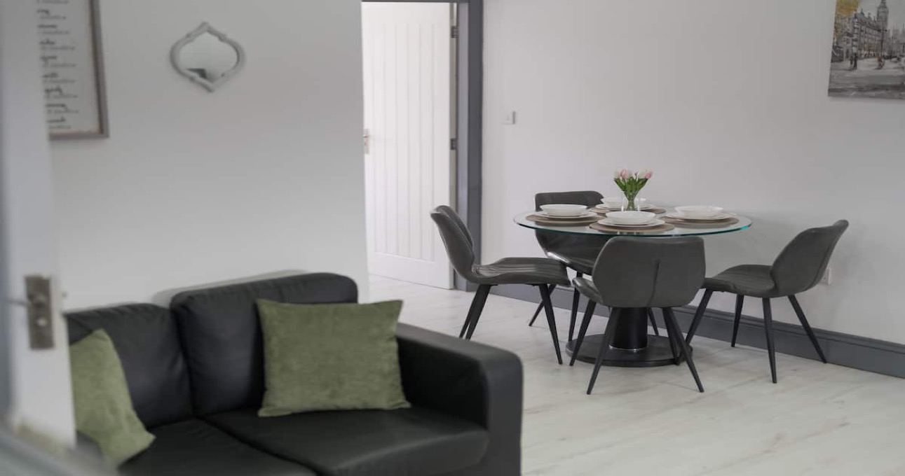 Coventry property detail