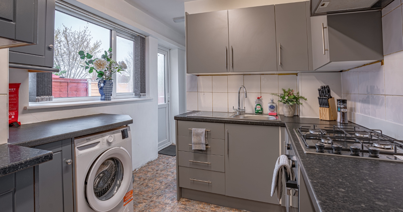 Fourth bedroom in Coventry furnished accommodation