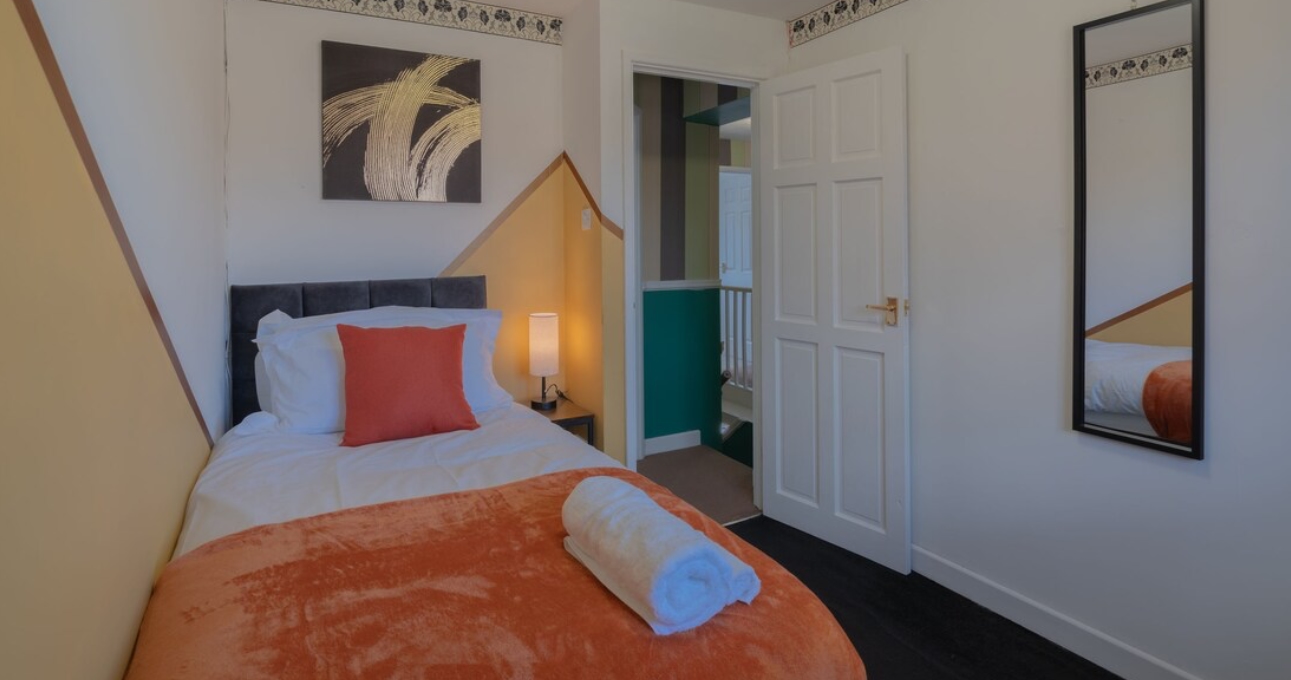 Fourth bedroom in Banbury property