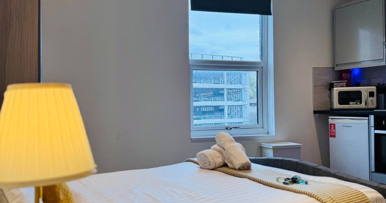 The Suite Studio living area