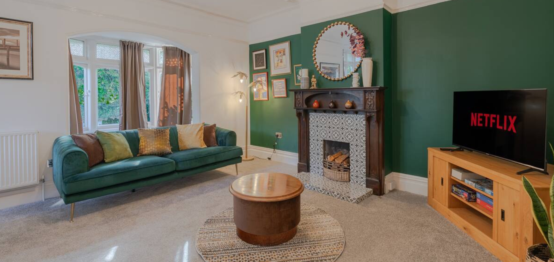 Luxury furnished property living room UK